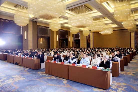 以人为本提高健康性能的好房子 ——第十六届健康住宅理论与实践国际论坛暨国家住宅科技产业技术创新战略联盟成员大会”成功举办